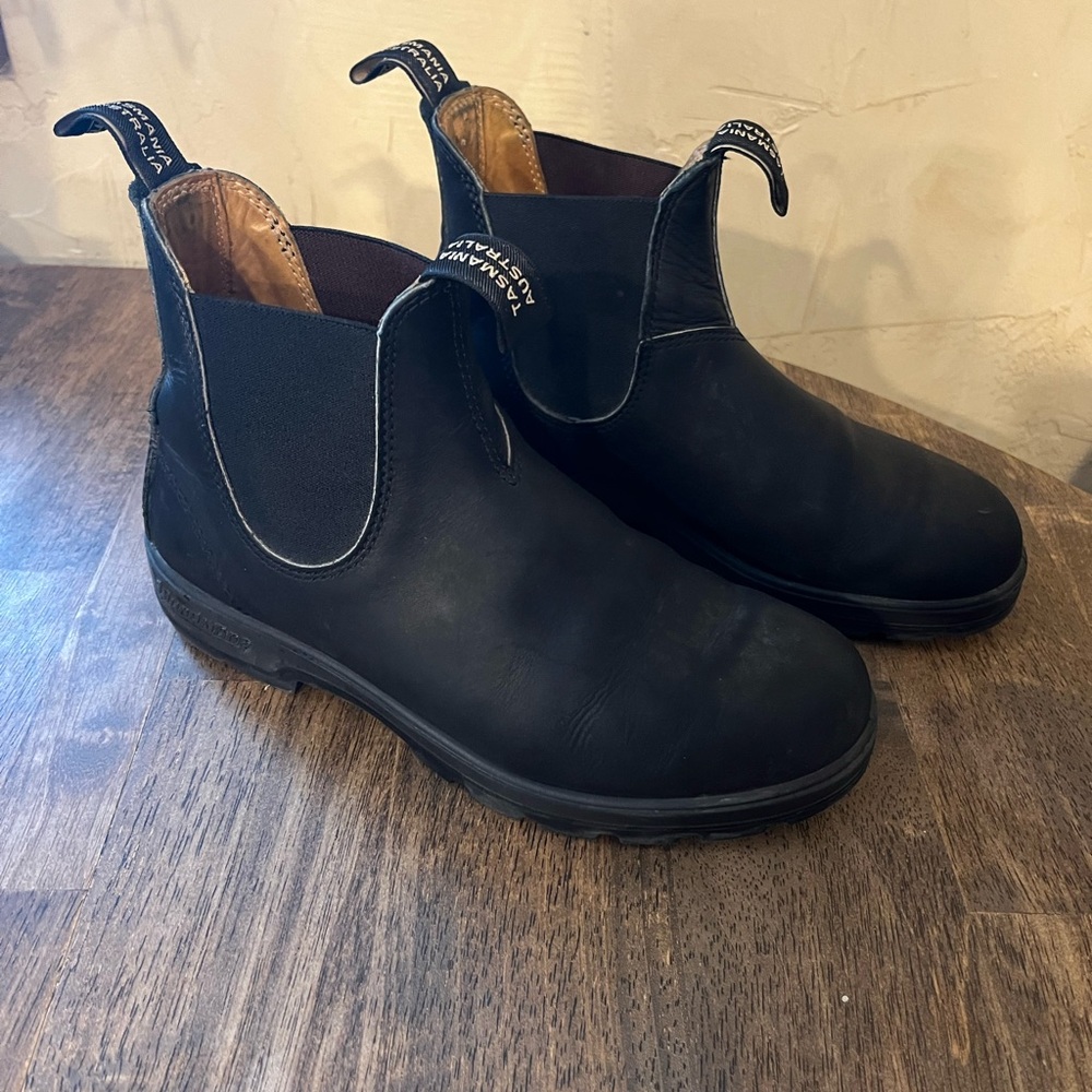 Women’s Black Leather #510 Blundstones Chelsea Boot